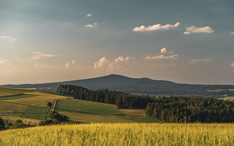 Panoramamotiv vom Fichtelgebirge im Sommer